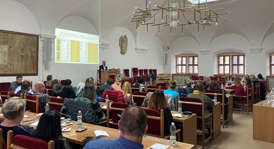 Problematika návykových látek byla tématem dalšího setkání ředitelů škol a metodiků prevence