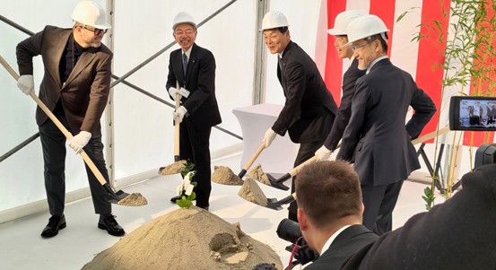 Panasonic zahájil výstavbu areálu na tepelná čerpadla, ročně jich plánují vyrobit milion