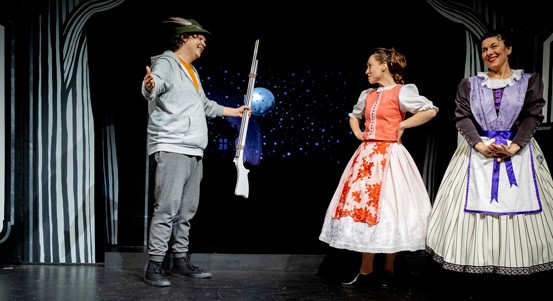 „Čarostřelec“ v osobitém loutkářském pojetí Divadla Alfa otevírá dětem dveře do světa opery