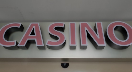 V Plzni by do dvou let měly zaniknout všechny herny a kasina, novou vyhlášku na hazard schválili zastupitelé