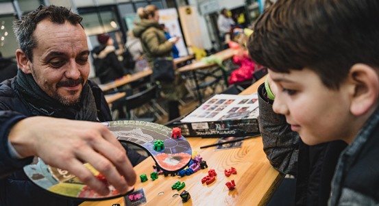 Depo zve na sci-fi, kvízy, tanec i hry