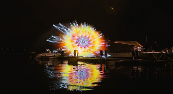 Festival světla Blik Blik se blíží. Letošním tématem jsou „prameny“