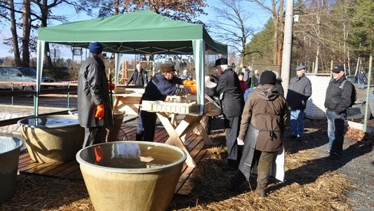 Na Škaredou středu začne u Košináře velikonoční prodej ryb
