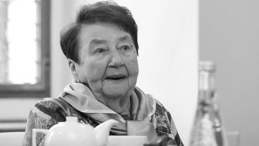 Zemřela básnířka Karla Erbová