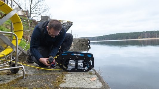 Drony SIT zkontrolovaly výpust Velkého boleveckého rybníka