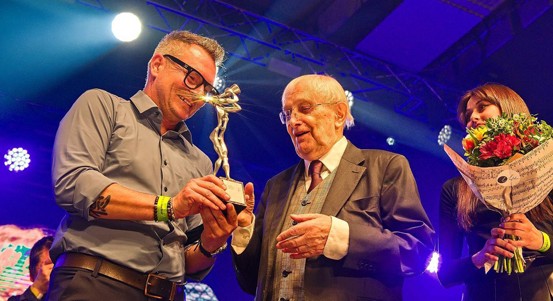 Žebřík 2023: Tři sošky pro Marka Ztraceného, mimořádné vystoupení legendárního Jiřího Suchého