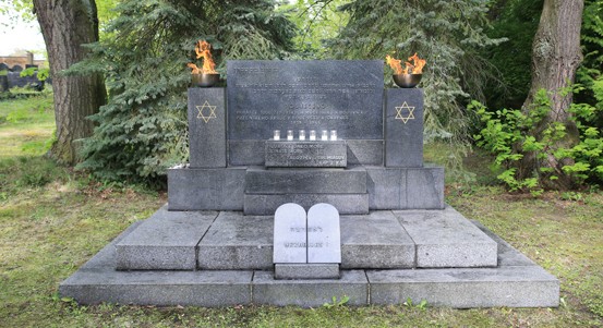 Lidé si připomněli památku těch, kteří zahynuli v koncentračních táborech