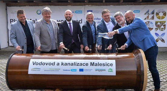 Začíná stavba vodovodu a kanalizace v Malesicích, hotovo bude do léta 2027