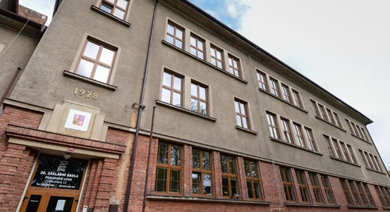 Po čtvrt století opět ožívá druhé patro litické školy