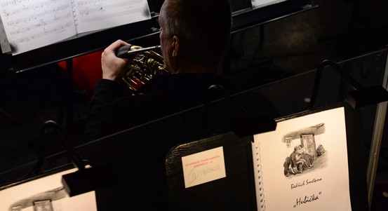 Děti z bavorských škol zhlédly Hubičku