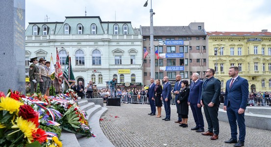 Plzeňané poděkovali za svobodu. Konal se vzpomínkový akt Díky, Ameriko!