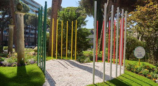 Plzeň osázela stovkami květin italské přímořské město Cervia, je součástí největšího evropského projektu květinového umění pod širým nebem