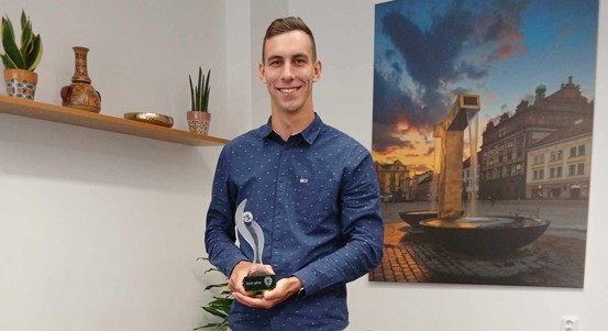 Fotbalista SK Petřín obdržel ocenění za fair play. Poděkoval mu radní Tomáš Morávek