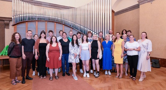 Zahraniční studenti letošní letní jazykové školy navštívili plzeňskou radnici