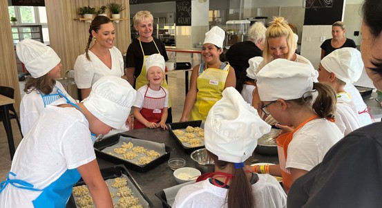 Pomazánky i makronky. Děti z příměstského tábora se učily vařit