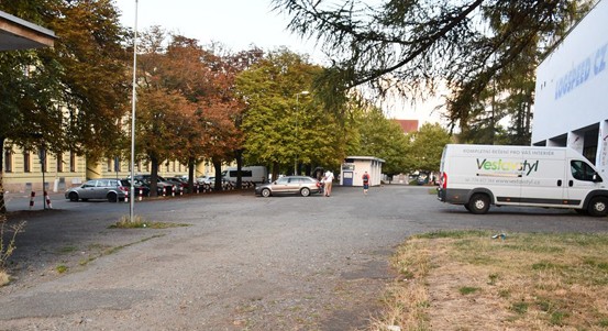 Plocha před zimním stadionem projde proměnou k lepšímu