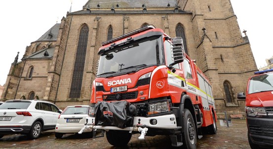 Dobrovolní hasiči z Bílé Hory a Doubravky obdrželi od města Plzeň novou zásahovou techniku