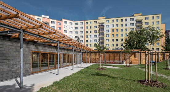 Stavbou roku je vnitroblok v Manětínské