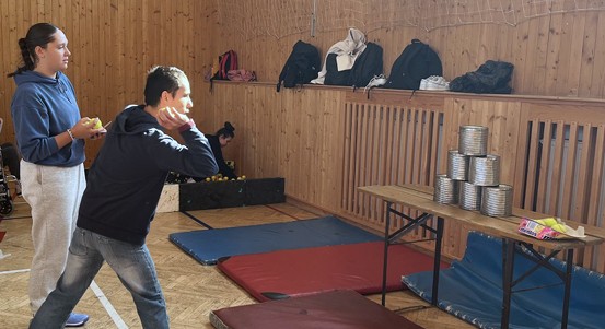 Senioři a lidé s hendikepem se utkali v Osmiboji