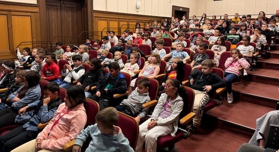 Školáci zaplnili Měšťanskou besedu. Na Finále Plzeň zhlédli snímek Gump – jsme dvojka