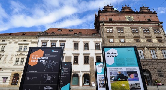 Drony SIT slaví deset let. Pro Plzeňany připravily výstavu o tom, co dělají