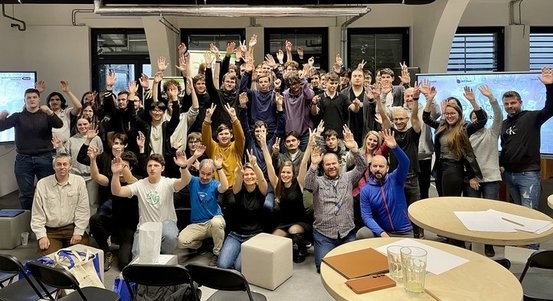 Co-hackathon 2024: Maraton v programování vytvořil aplikace pro zoo, policii i rodiny v krizových situacích