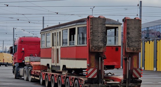 Plzeň má unikát. Vzácná vlečka Krasin se dočká renovace