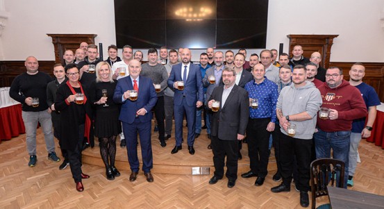 Vedení Plzně poděkovalo dobrovolným hasičům za pomoc při povodních na Moravě