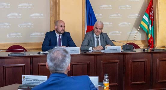 Radní Plzně a Plzeňského kraje projednali společná témata. Patřily k nim stavba nového hospice, obnova objektu Městských lázní, zubní pohotovost nebo dopravní stavby