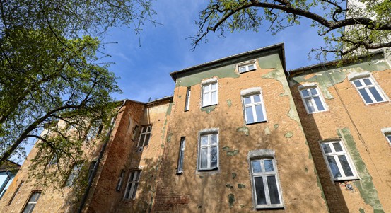 Plzeň rekonstruuje dva bytové domy v Kotkově ulici