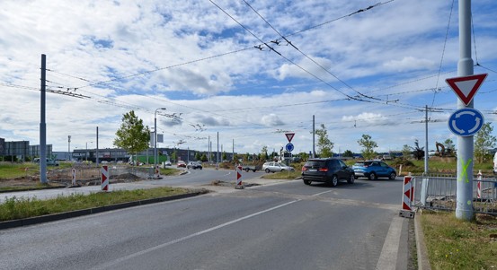 U Makra začala největší dopravní omezení