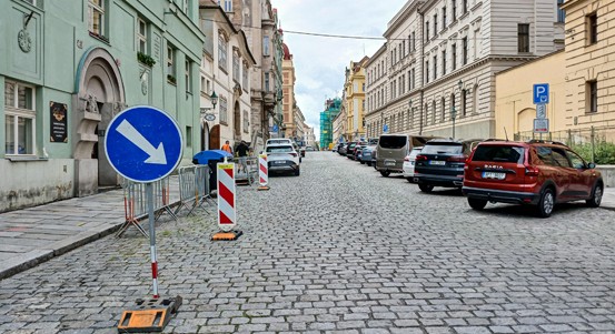 V centru Plzně se buduje optická síť pro rychlý internet, práce mohou přinést omezení