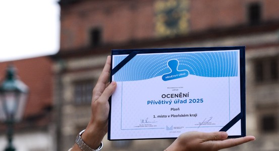 Plzeňský magistrát obhájil prvenství v jubilejním 10. ročníku soutěže Přívětivý úřad