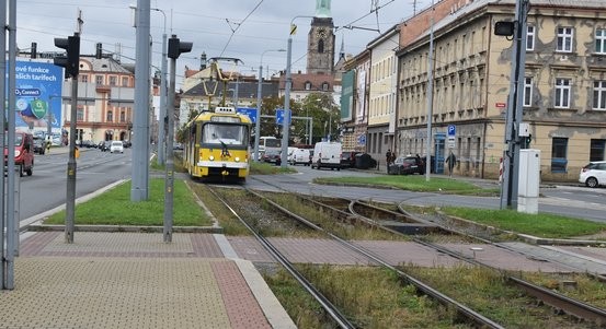 Tramvajová trať na Skvrňany bude po rozsáhlé rekonstrukci bezpečnější i rychlejší. Opravy začínají v pondělí 13. října