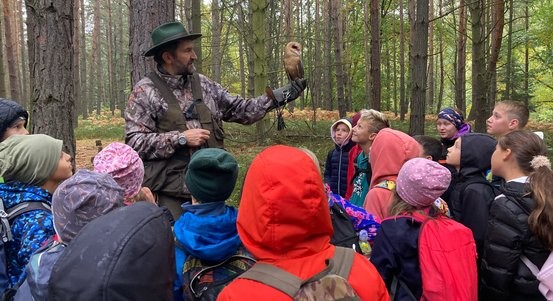 Děti se učily o přírodě v Arboretu Sofronka na tradičním Dni lesa