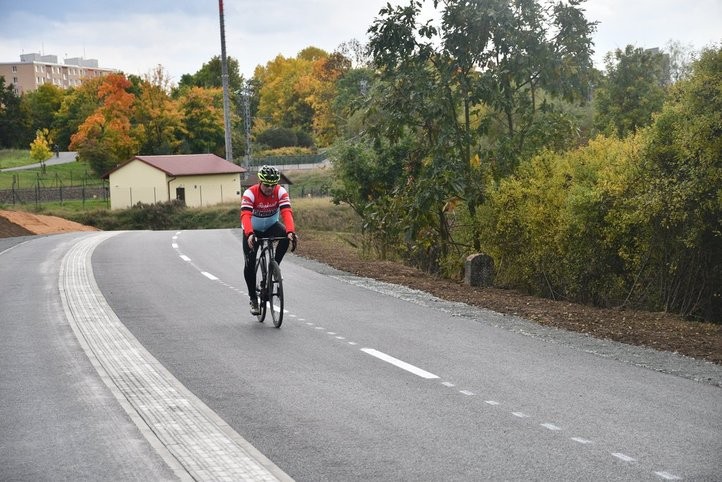 251010_cyklostezka_chrast_02