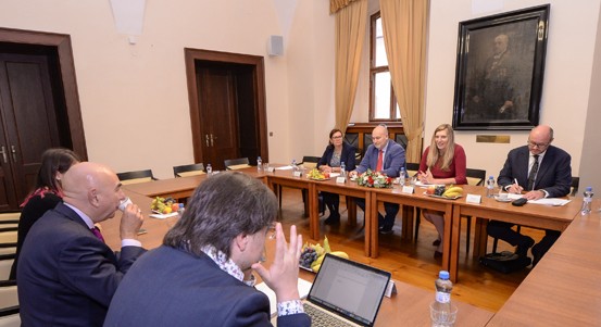 Bavorský poslanec Jürgen Mistol ocenil plány města Plzně v oblasti bytové výstavby