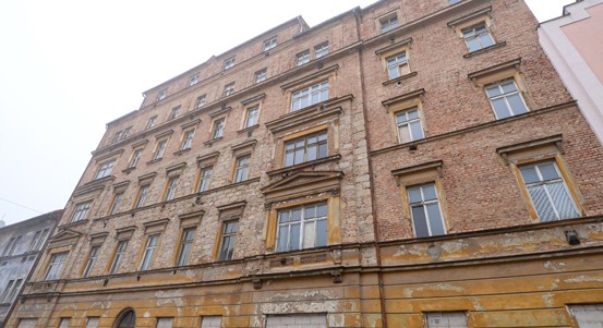 Plzeň zahájila rekonstrukci domu v Resslově 13. Vznikne tam 29 městských bytů