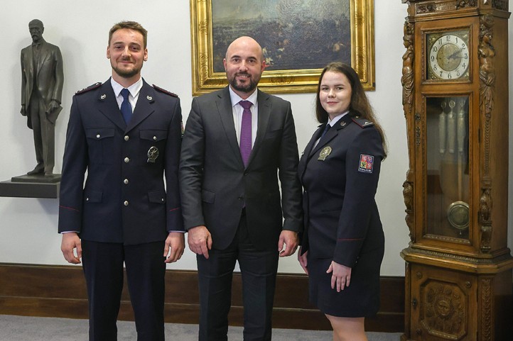 251124_Prijeti_policisti_4