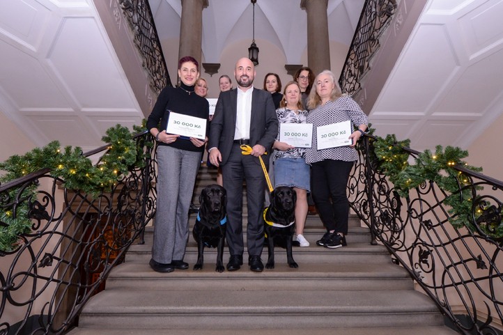 251210_Noc_s_operou_seky_6