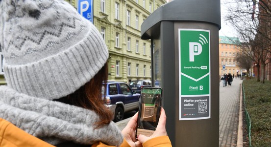 Plzeň rozšiřuje možnosti placení parkovného