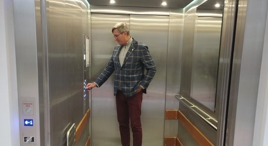 Větší komfort pro klienty i personál. Domov se zvláštním režimem Čtyřlístek má zrekonstruované výtahy