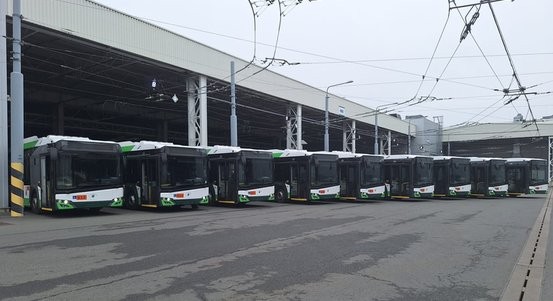 Do ulic Plzně vyjedou nové bateriové trolejbusy. Obslouží linku 22