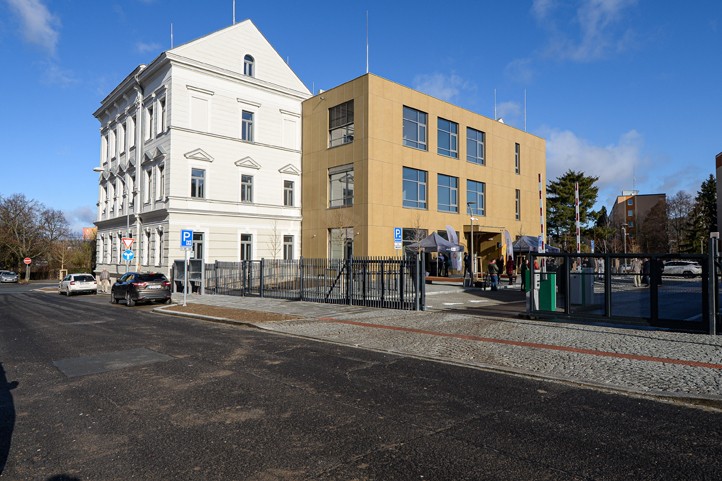 Nová budova Úřadu městského obvodu Plzeň 4 (foto: M. Pecuch) 260224_Nova_radnice_MO_Plzen_4_2