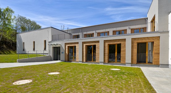 Plzeň dokončila rekonstrukci kulturního domu. V Červeném Hrádku vzniklo 18 městských bytů