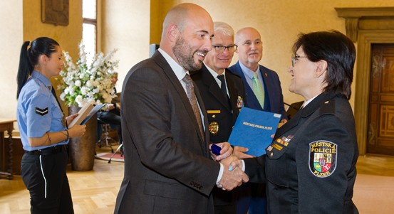 Slavnostní ceremoniál připomněl 34 let služby Městské policie Plzeň