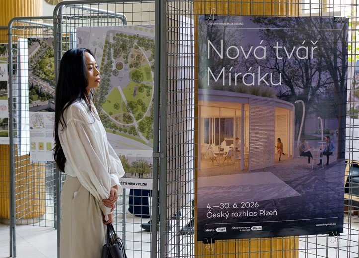 Výstava Nová tvář Míráku (fotografie: P. Eret) 260604_Vystava_Nova_tvar_Miraku_1