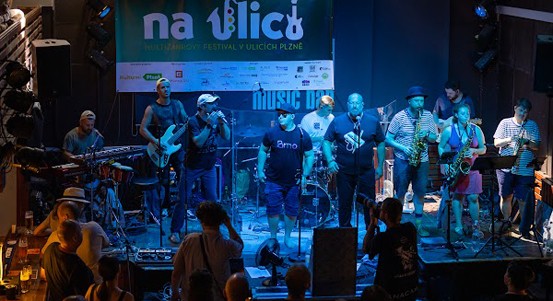 Festival na ulici, pohádky i nová výstava. Depo2015 ožije v srpnu bohatým programem