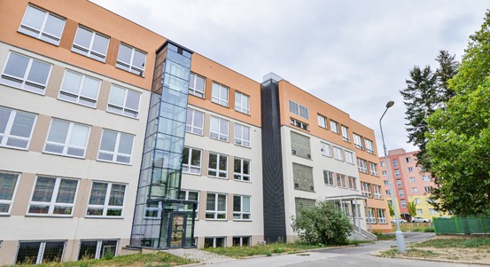 Plzeň dokončila dostavbu 13. základní školy. Přibylo 11 odborných učeben