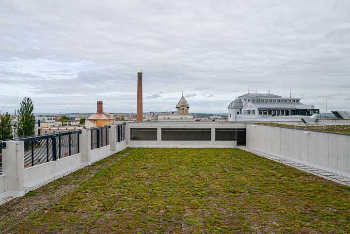 260904_Parkovaci_dum_Svetovar_5